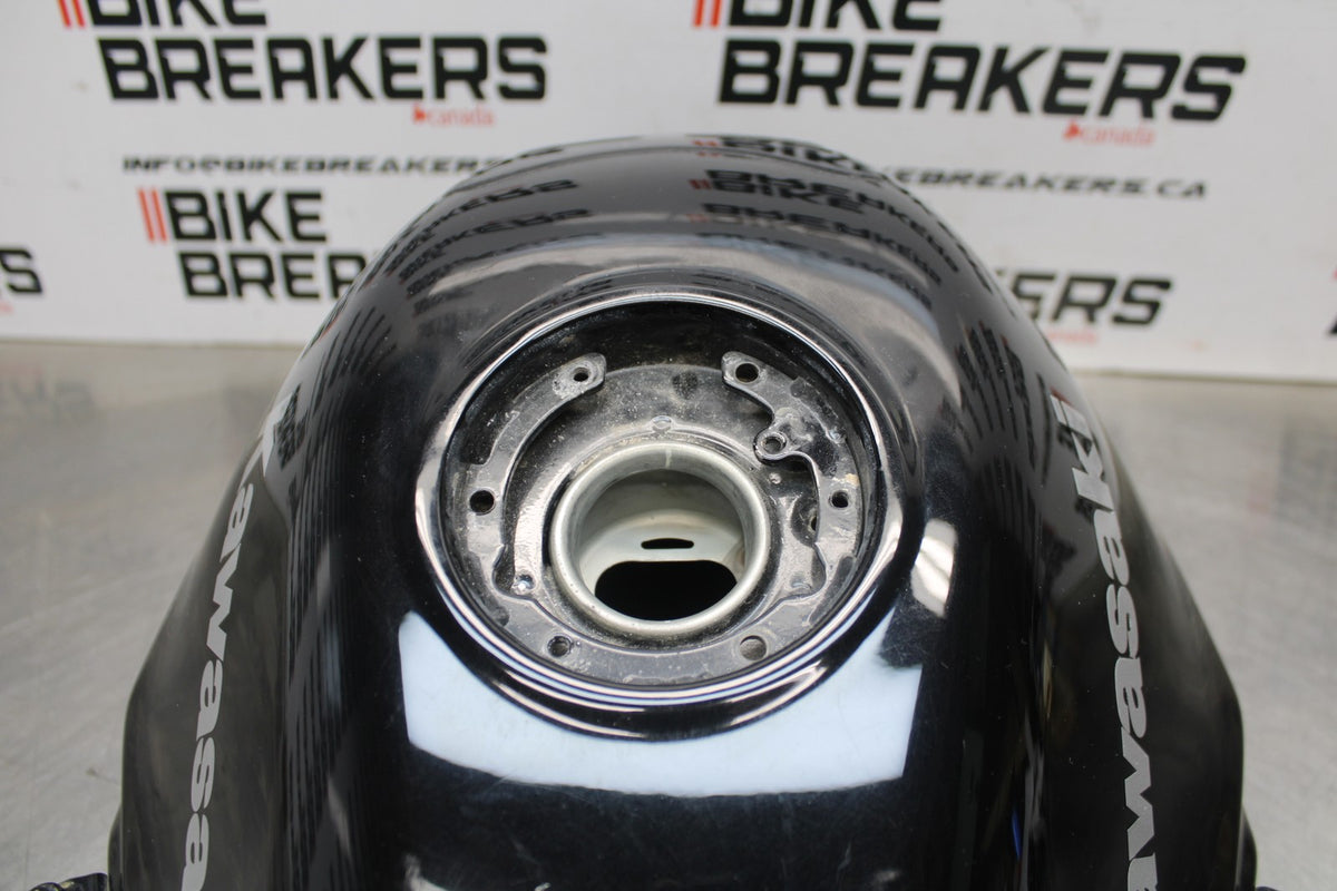 08-12 KAWASAKI NINJA 250R EX250J GAS TANK FUEL CELL PETROL RESERVOIR BB784