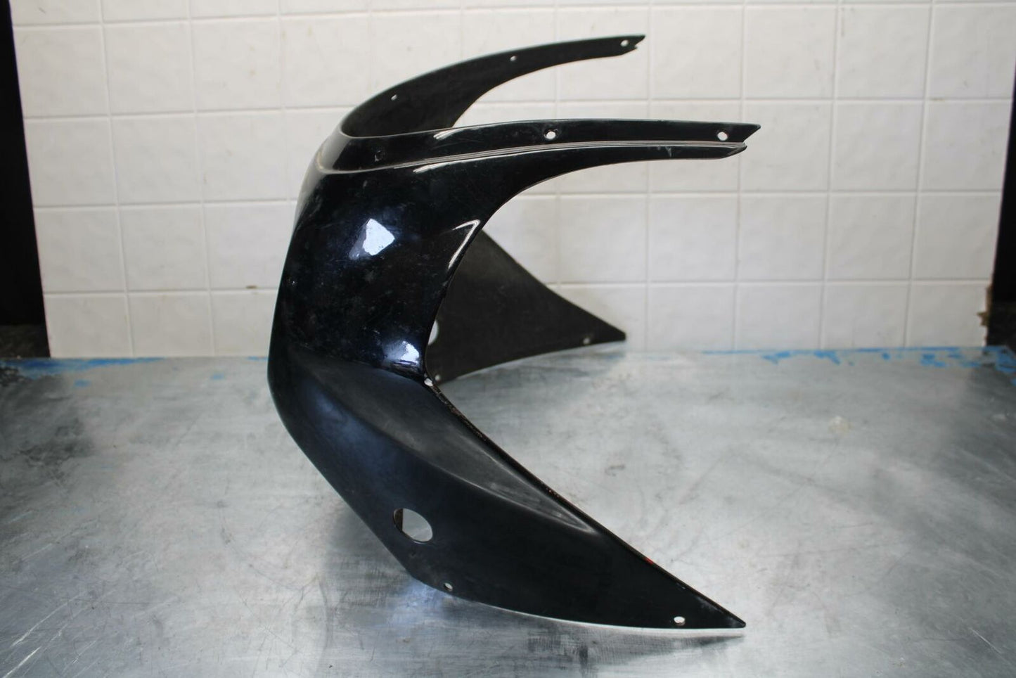 85 YAMAHA RZ500 FIBERGLASS FRONT UPPER NOSE FAIRING COWL SHROUD BB27
