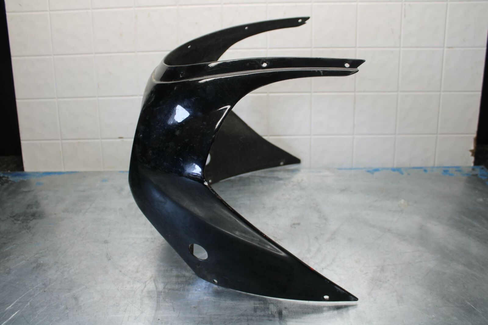 85 YAMAHA RZ500 FIBERGLASS FRONT UPPER NOSE FAIRING COWL SHROUD BB27