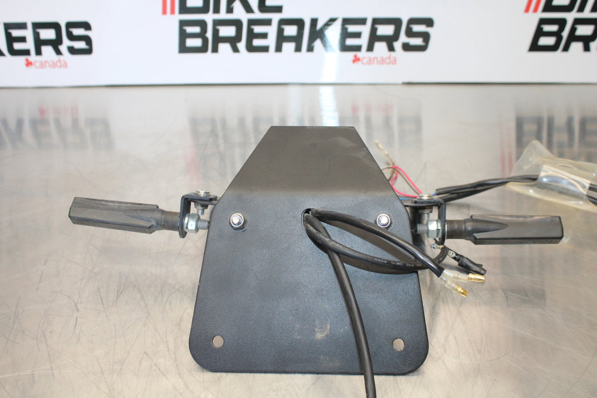 23 YAMAHA YZF R3 FENDER ELIMINATOR LICENSE PLATE BRACKET  BB147