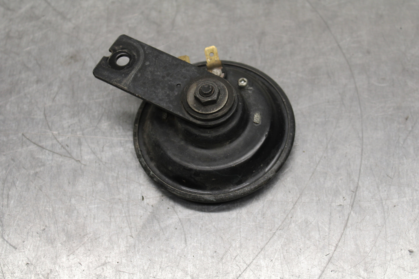 12-13 KAWASAKI Z1000 HORN SIGNAL BB743