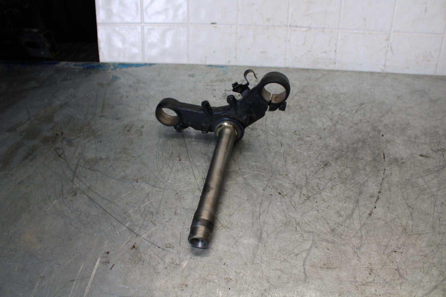 13-17 KAWASAKI NINJA 300 FRONT FORKS CLAMP LOWER TRIPLE TREE STEM BB429