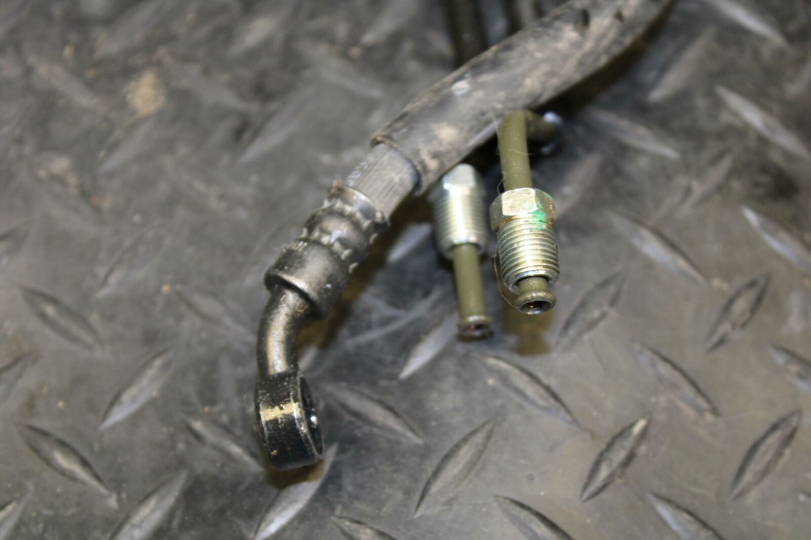 19 YAMAHA YZF R3 ABS BRAKE HOSE FLUID LINE BB177