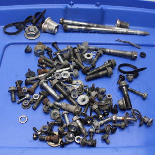 1999 Suzuki GSXR600 MISCELLANEOUS MOUNTING BOLTS HARDWARE MOTOR SCREWS BB608