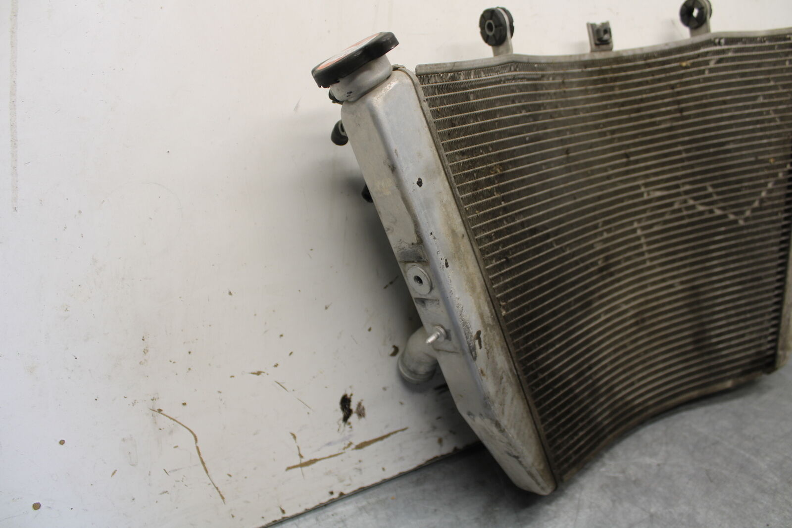 05-06 SUZUKI GSXR1000 ENGINE RADIATOR COOLER COOLING RADIATER 17710-41G00 BB663