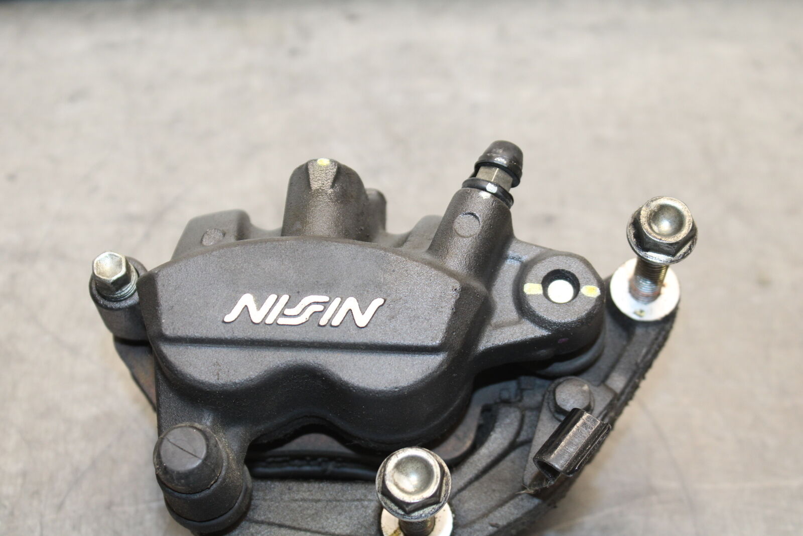 15-16 HONDA CB300F RIGHT FRONT BRAKE CALIPER BB740