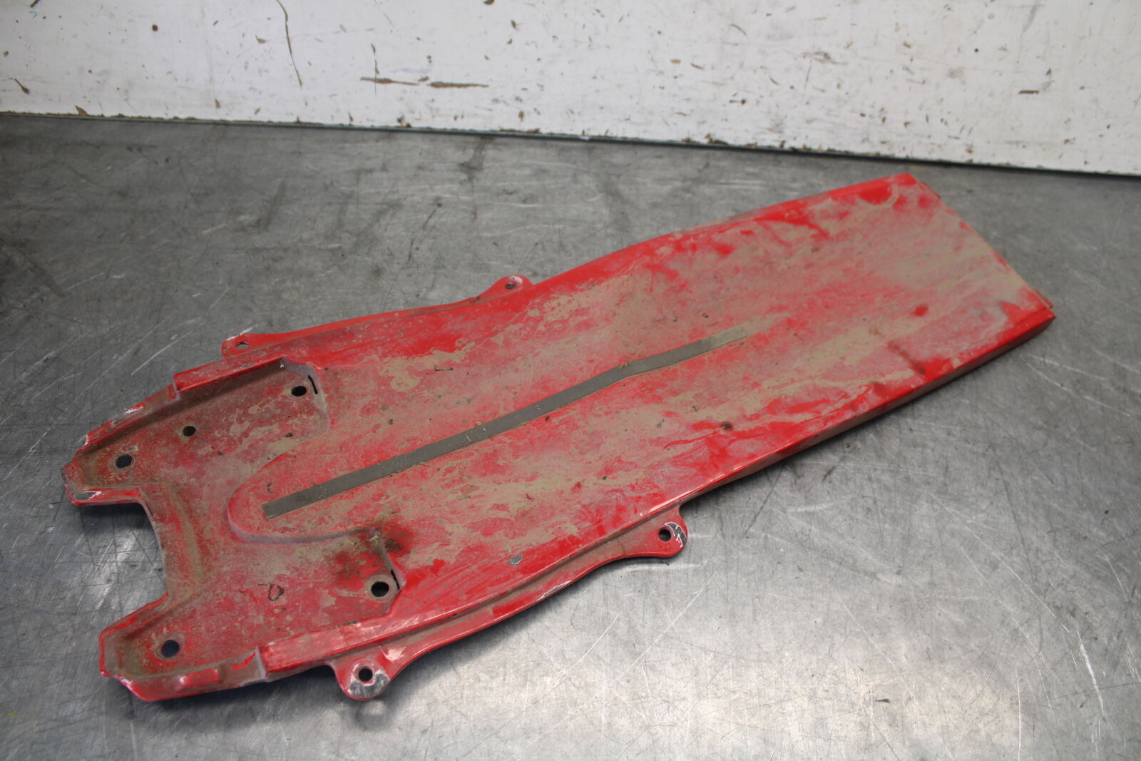 06-07 SUZUKI GSXR 600 REAR BACK TAIL UNDERTAIL FAIRING COWL FENDER BB694