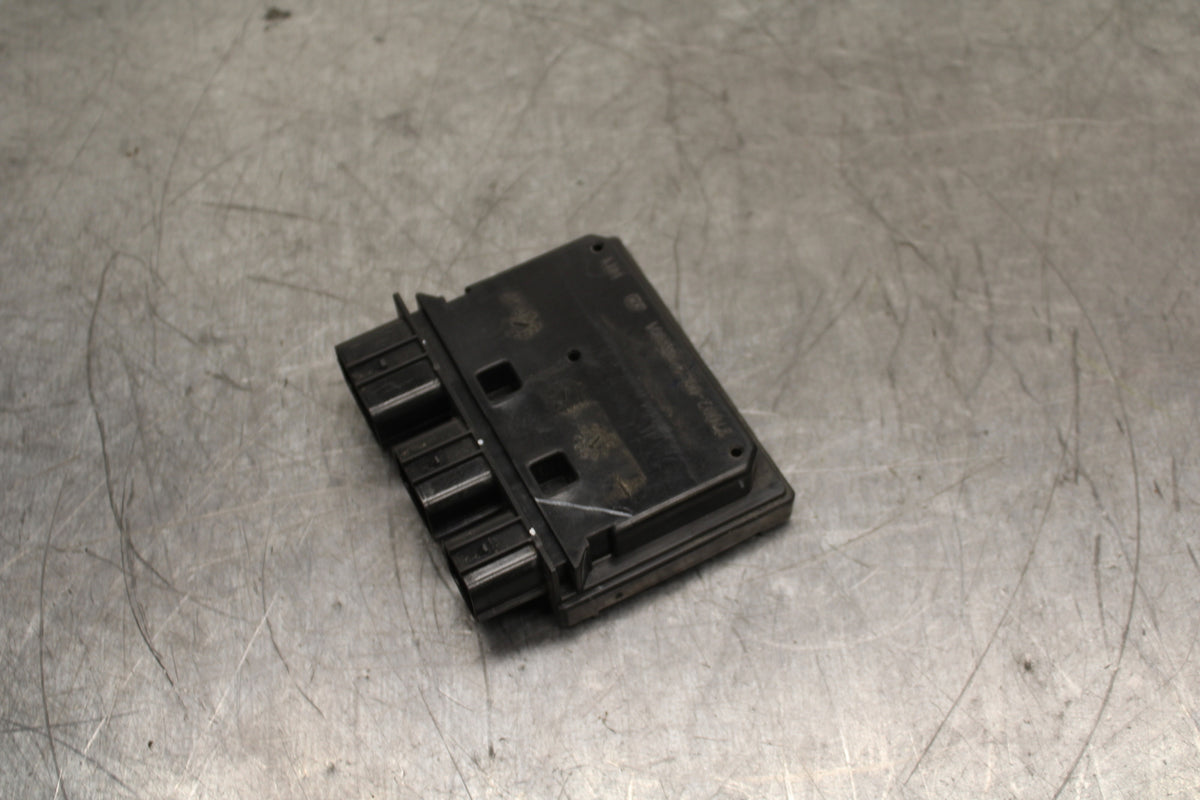 19-22 KAWASAKI Z400 RELAY ASSEMBLY FUSE BOX BB738