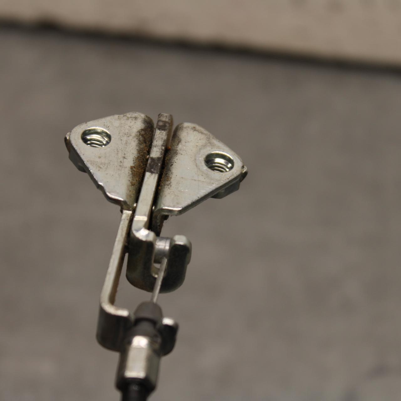 21 KAWASAKI NINJA ZX6R REAR PASSENGER SEAT LATCH LOCK ASSEMBLY BB647