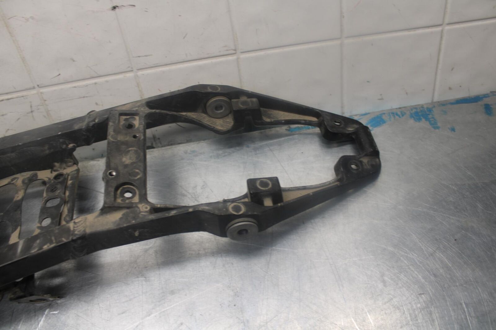 07-08 KAWASAKI NINJA ZX6R REAR SUBFRAME BACK SUB FRAME 32160-0258 BB456