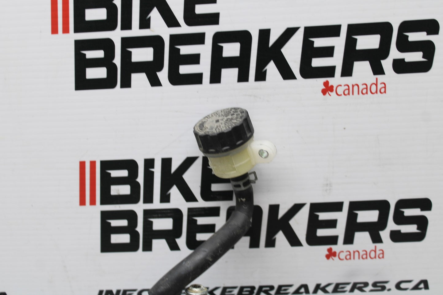 07 SUZUKI GSXR1000 RIGHT REARSET REAR SET DRIVER FOOT PEG REST STOP BB770