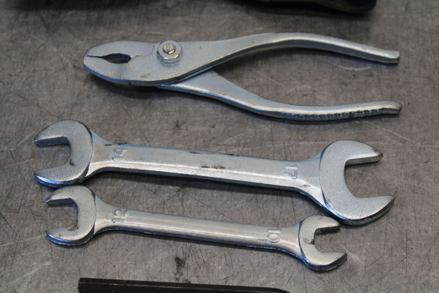 11-24 SUZUKI GSXR750 STOCK TOOLS OEM TOOL BAG KIT SET BB687