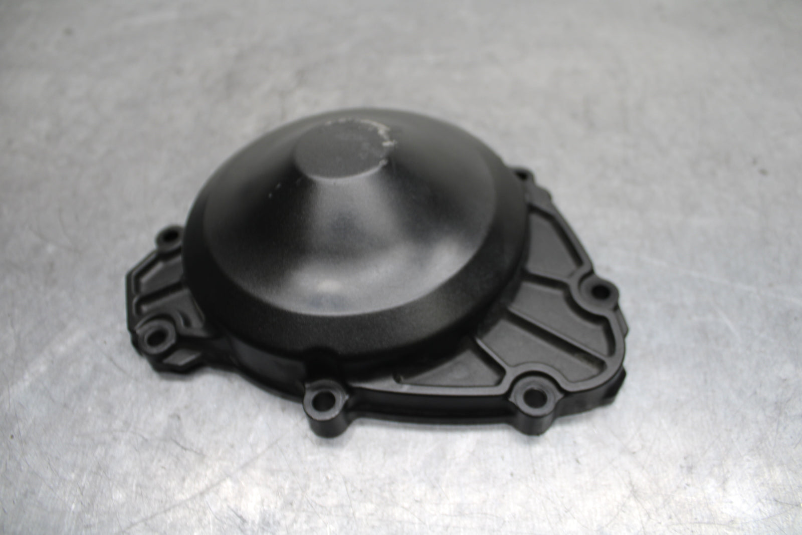 09-14 YAMAHA YZF R1 STATOR MAGNETO ALTERNATOR COVER 14B-15411-00-00 BB118