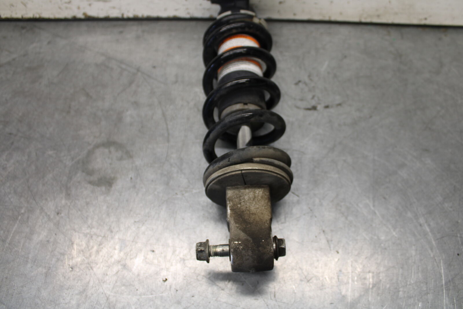 11-24 SUZUKI GSXR750 REAR BACK SHOCK ABSORBER SUSPENSION 62100-15810-019 BB714