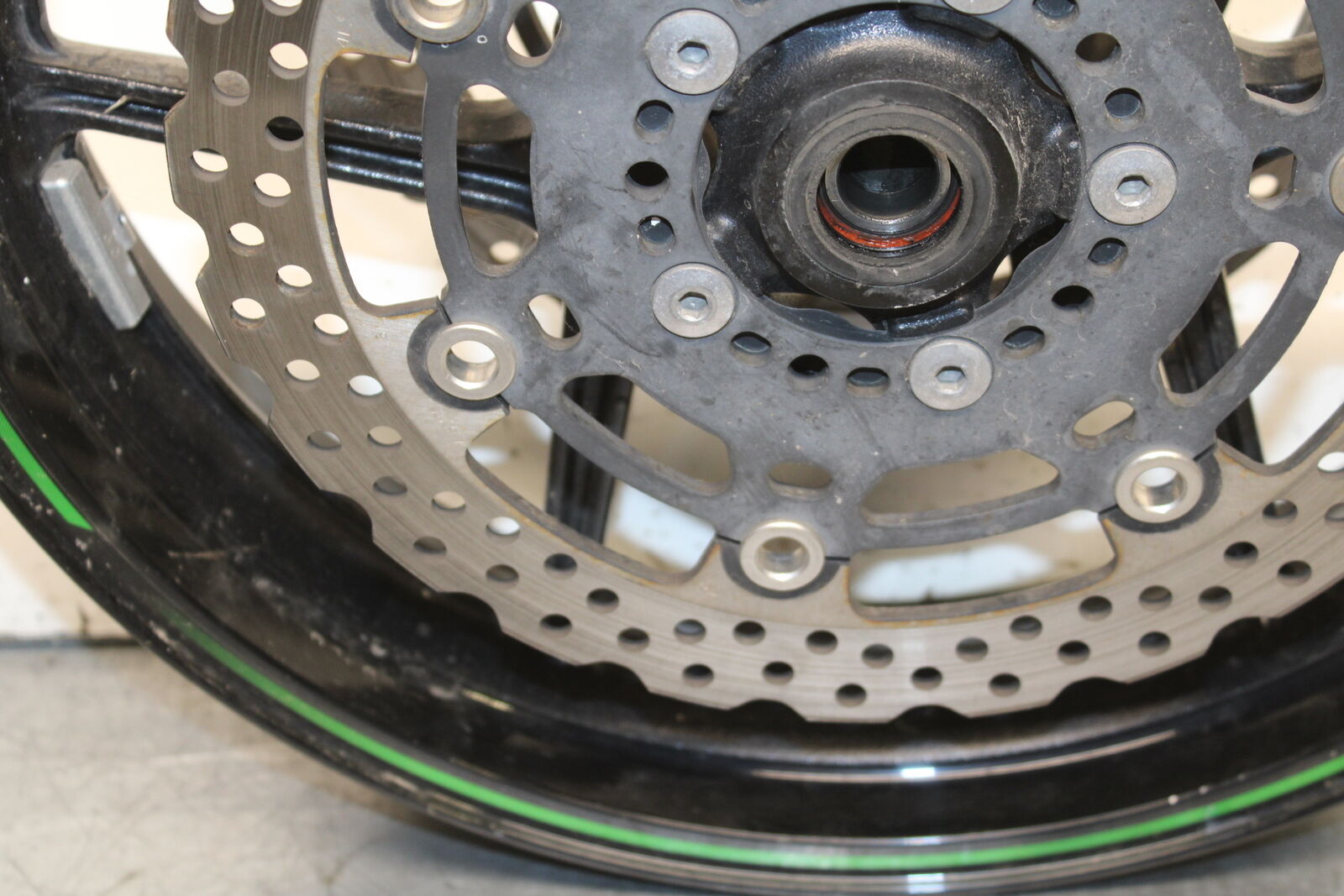 12-17 KAWASAKI ER-6N Z650 FRONT RIM FRONT WHEEL BB709