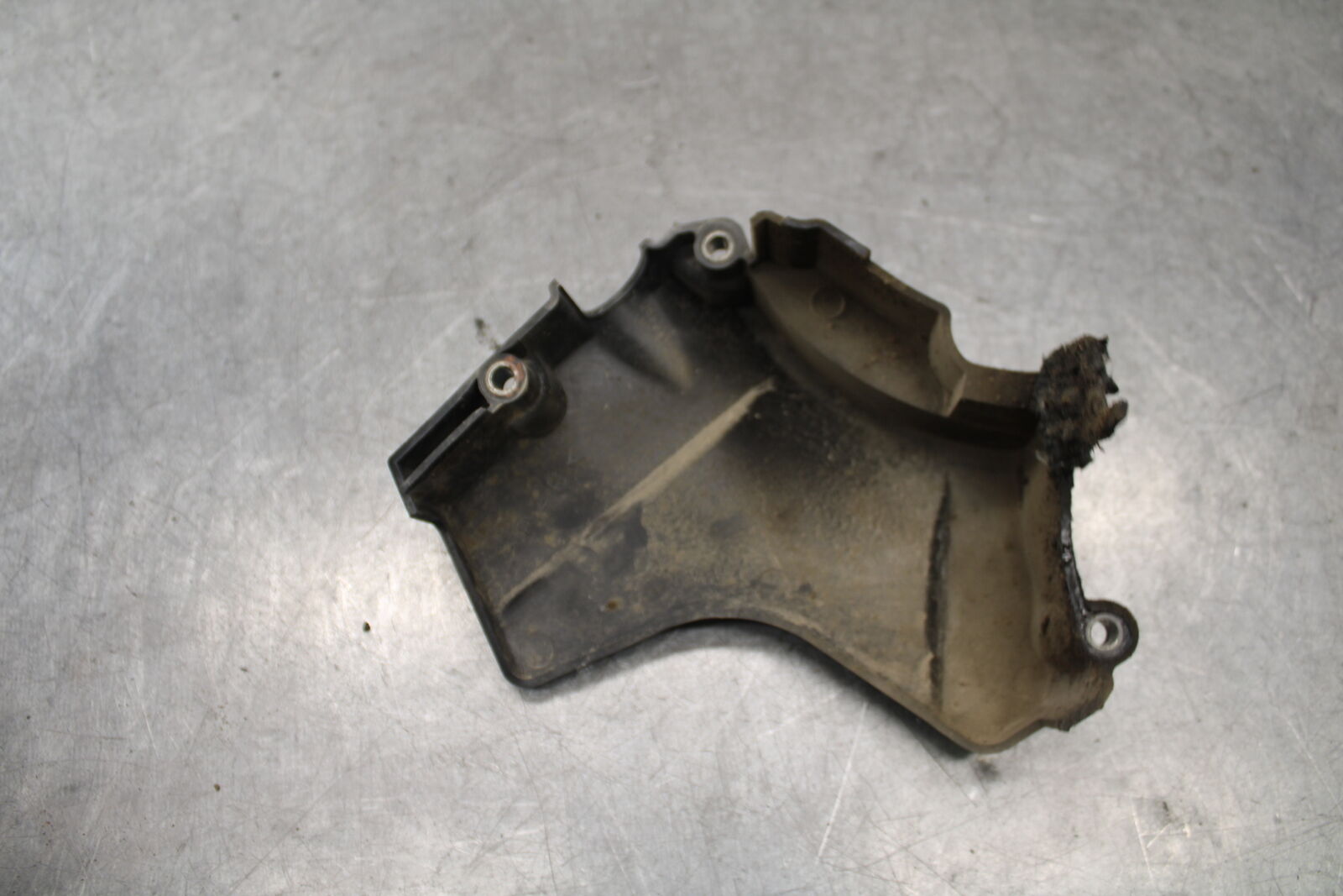 09-15 YAMAHA FZ6R ENGINE SPROCKET COVER BB686