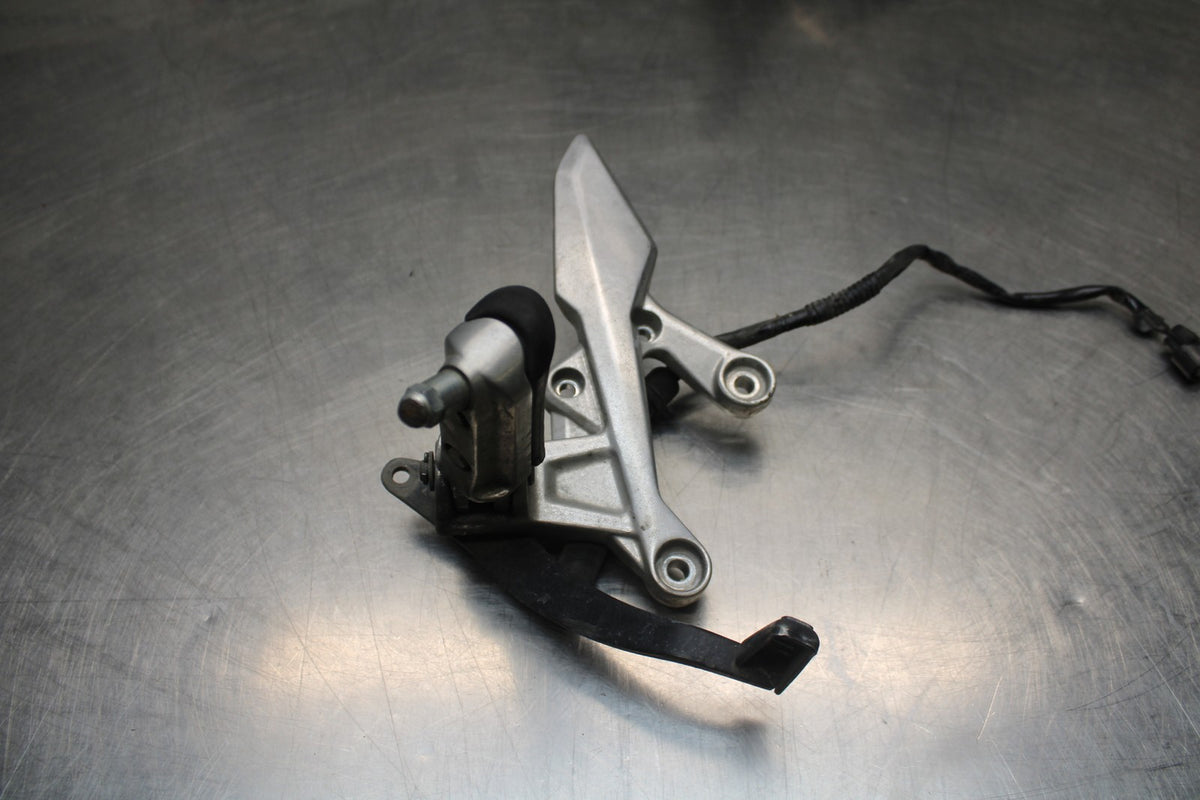 18 HONDA CB500F RIGHT LEFT REARSETS REAR SET DRIVER FOOT PEGS BB861