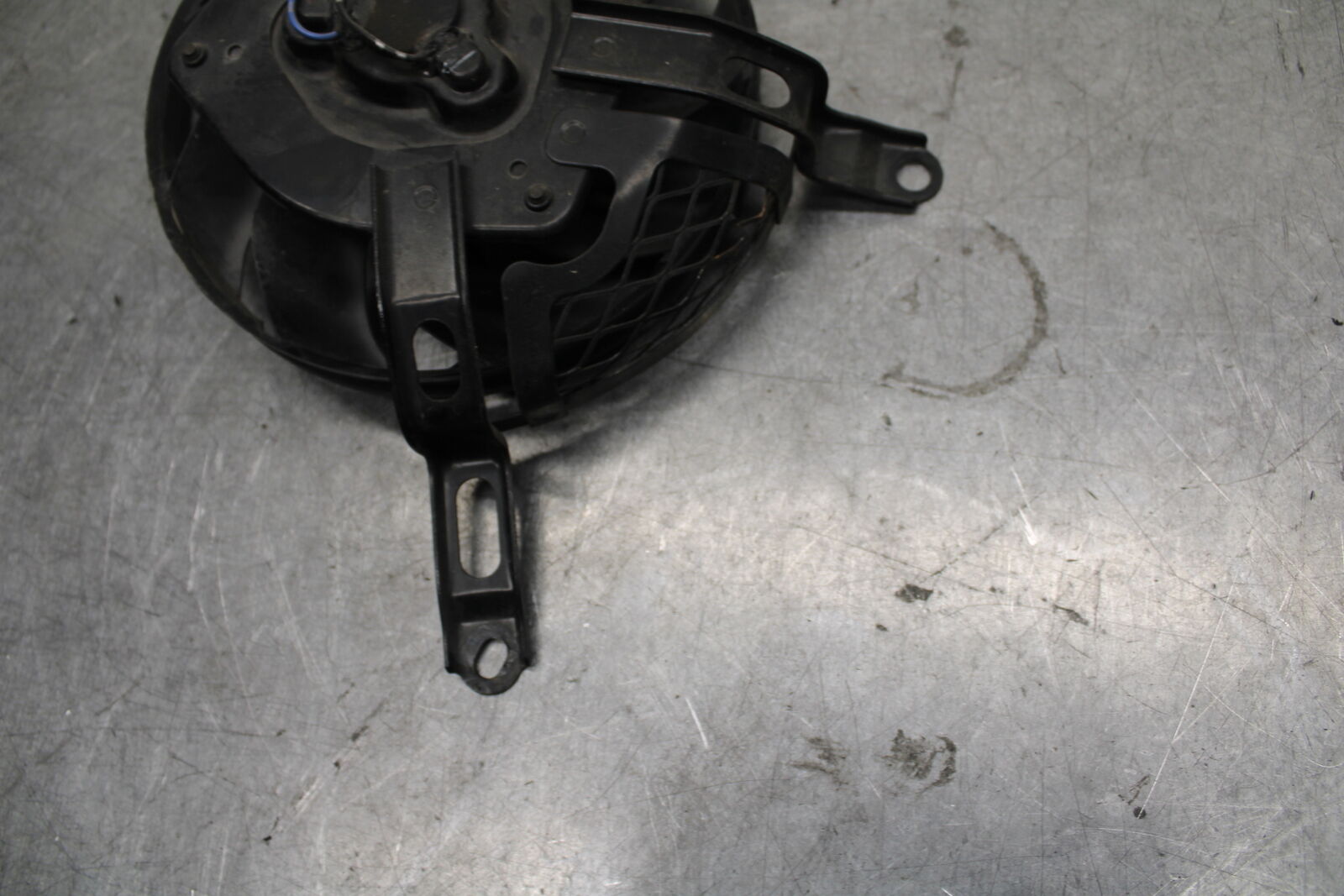 05-06 SUZUKI GSXR1000 ENGINE RADIATOR COOLING FAN 17800-41G00 BB677