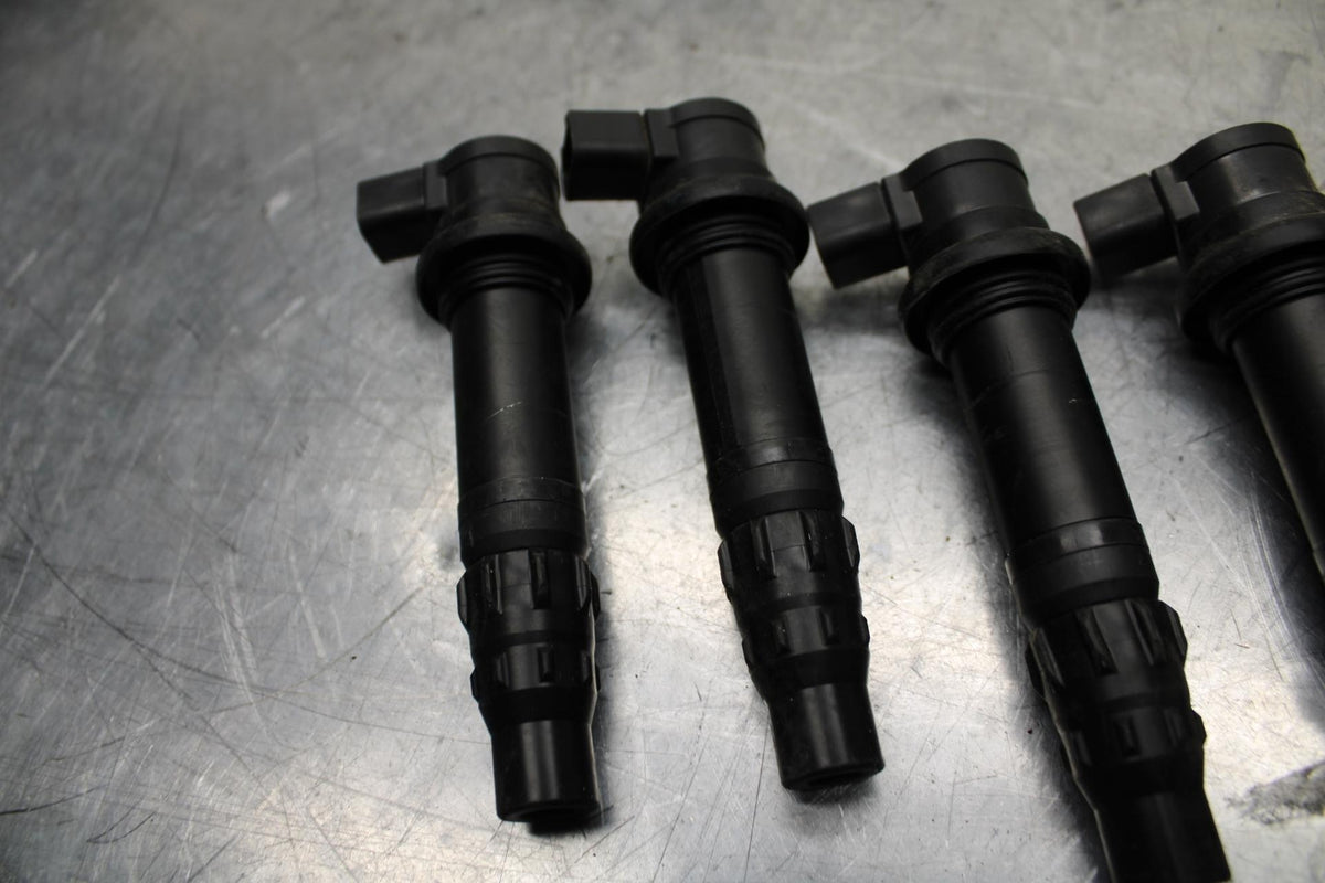 23-24 KAWASAKI ZX4R ZX 4RR ZX 4 RR ZX4 RR IGNITION COILS COIL SPARK PLUG  BB610