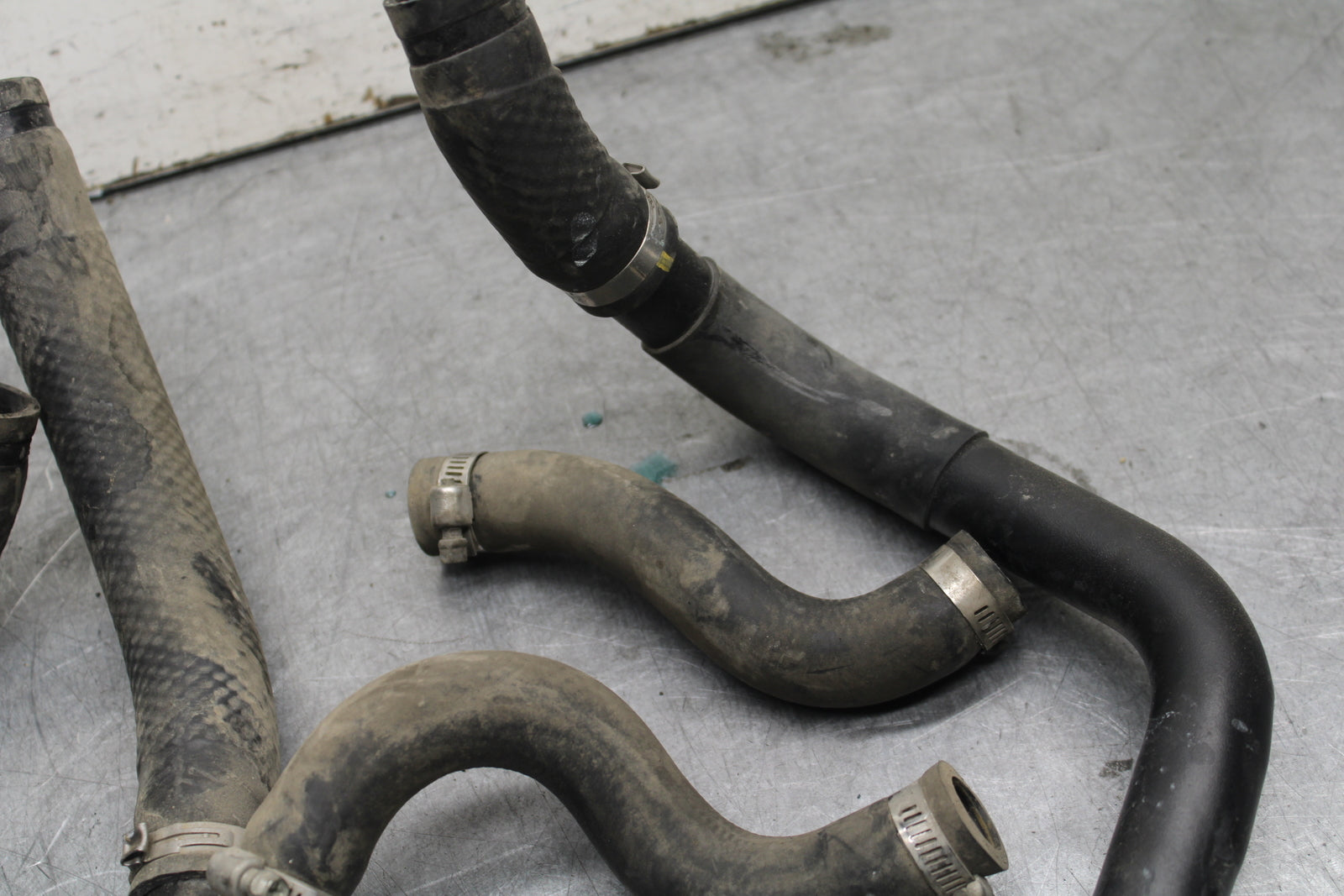 17-21 HONDA CBR1000RR SP RADIATOR HOSES ENGINE COOLANT WATER HOSE SET BB681