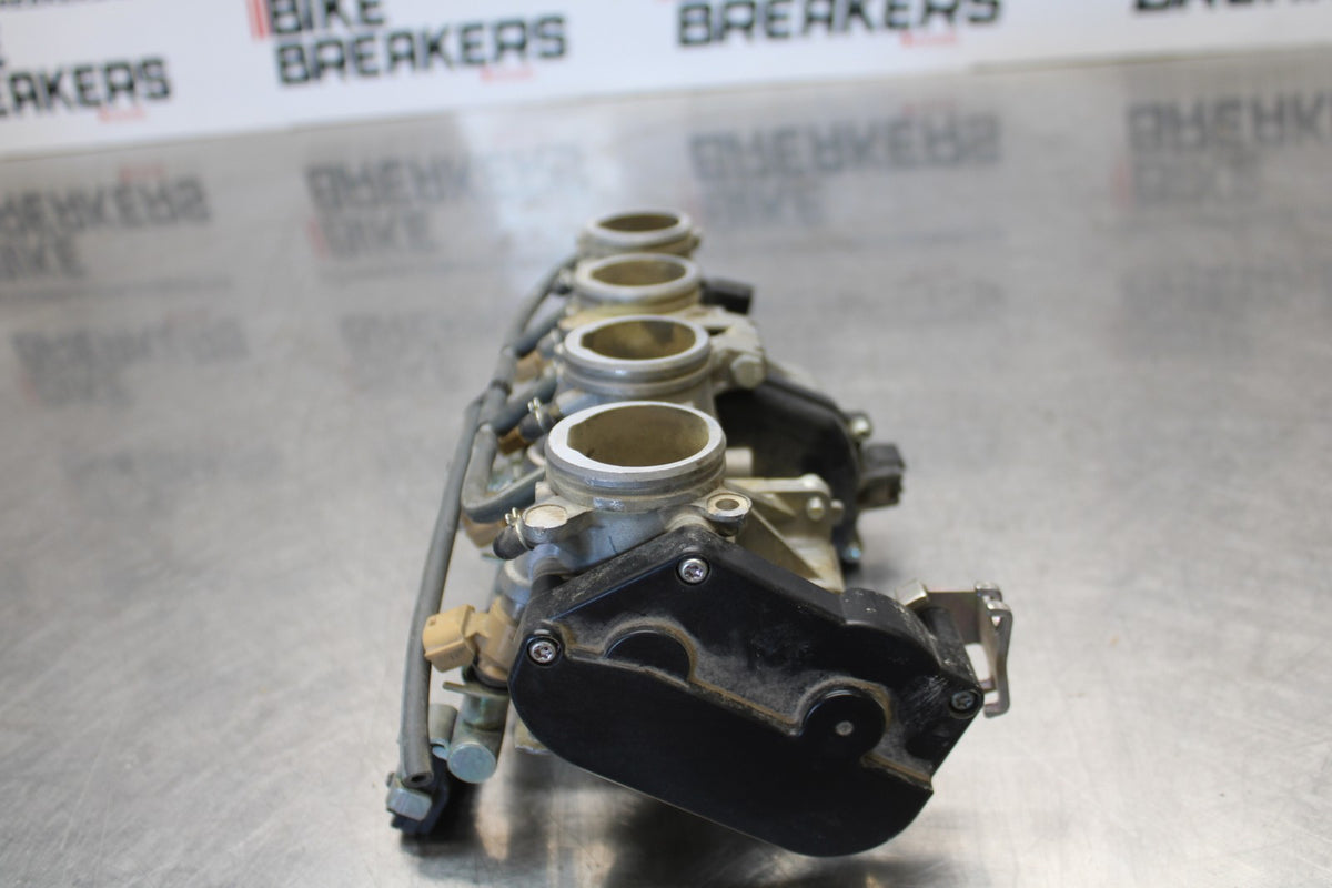 03-04 HONDA CBR600RR MAIN FUEL INJECTORS / THROTTLE BODIES BB661