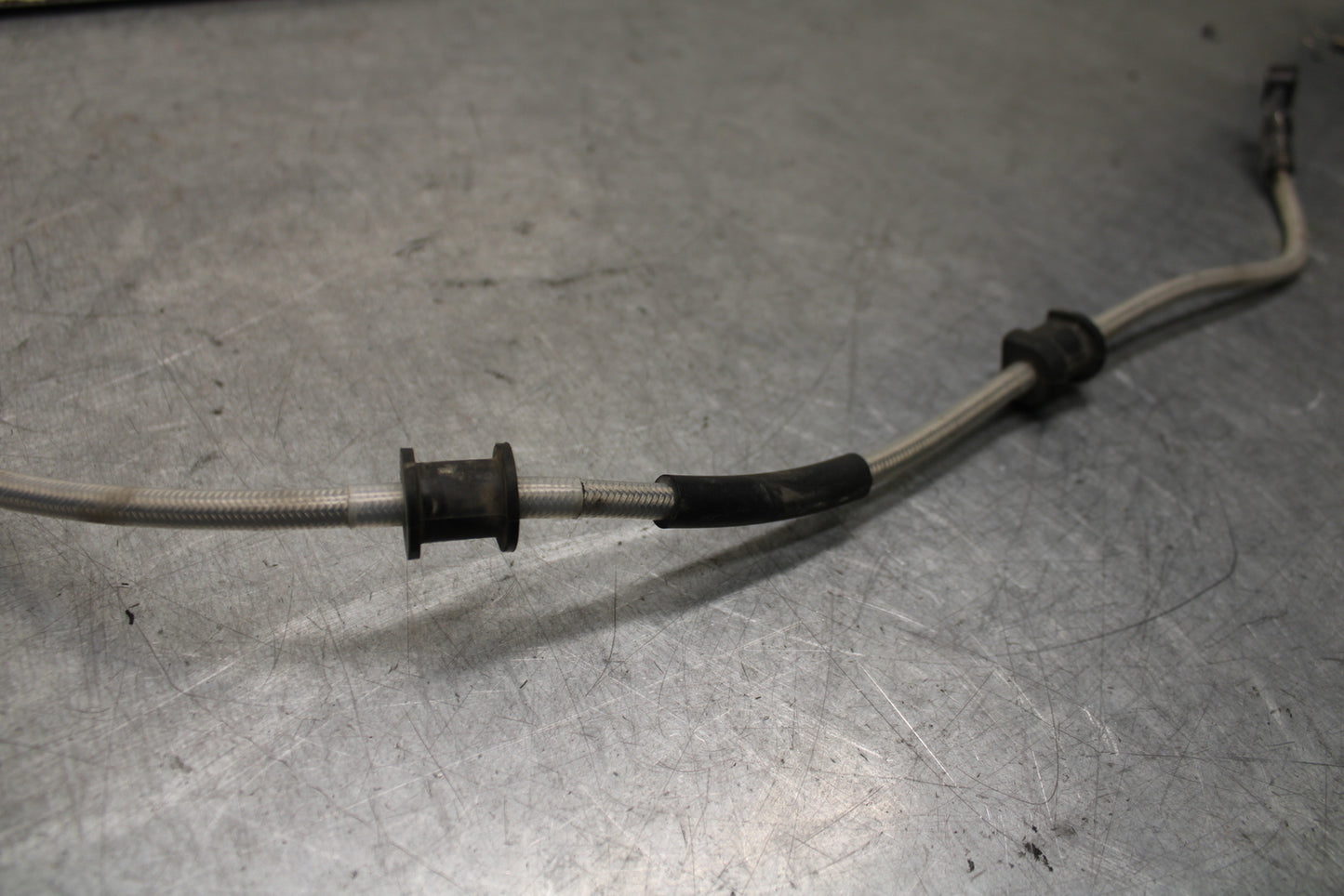 16 KAWASAKI NINJA ZX10R REAR BACK BRAKE HOSE FLUID LINE BB650