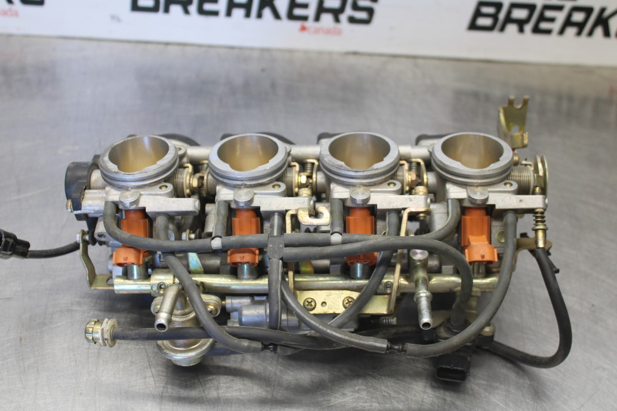 05 YAMAHA YZF R6 MAIN FUEL INJECTORS / THROTTLE BODIES BB894