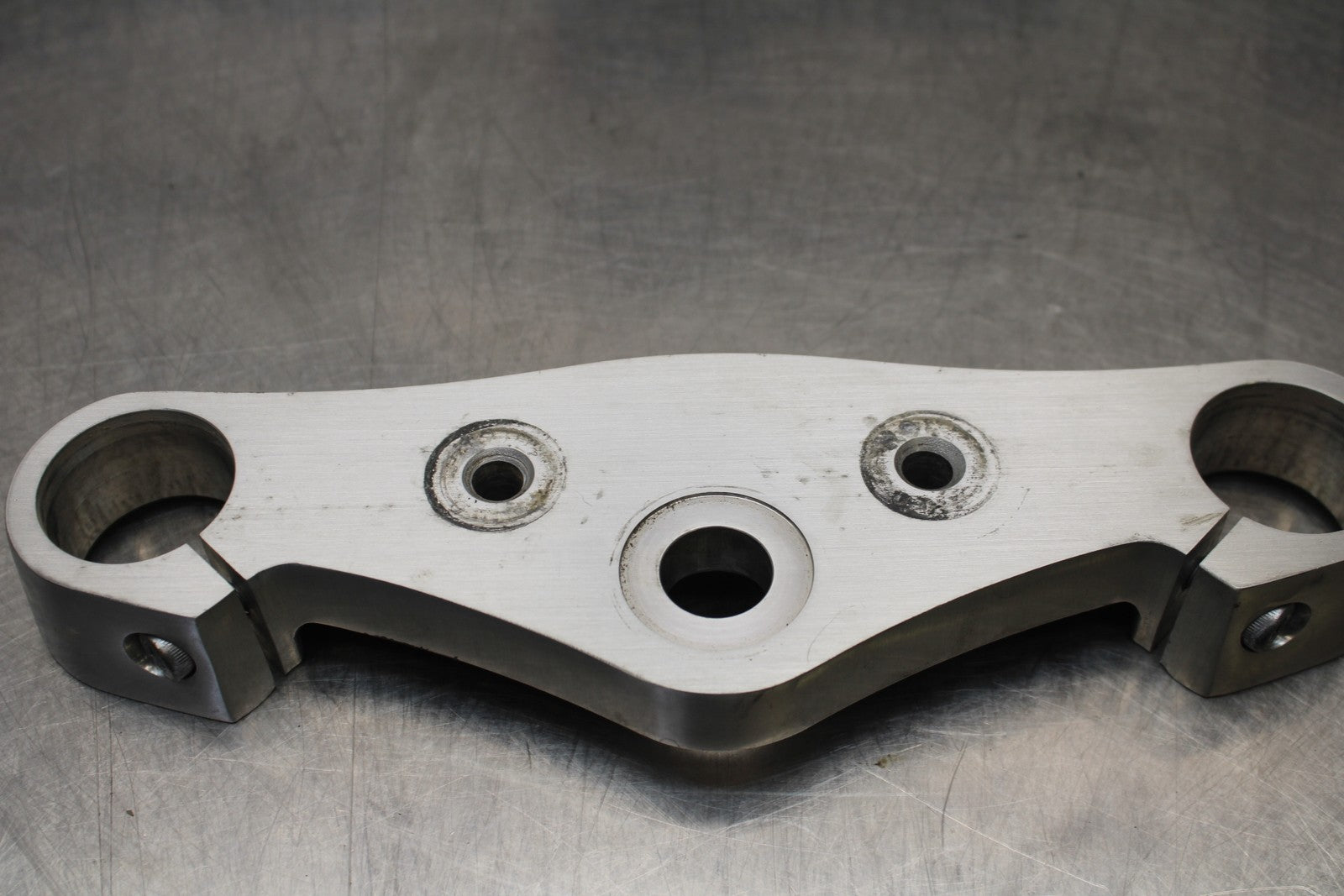 08 KAWASAKI VULCAN 900 FORKS UPPER TRIPLE TREE CLAMP BB184