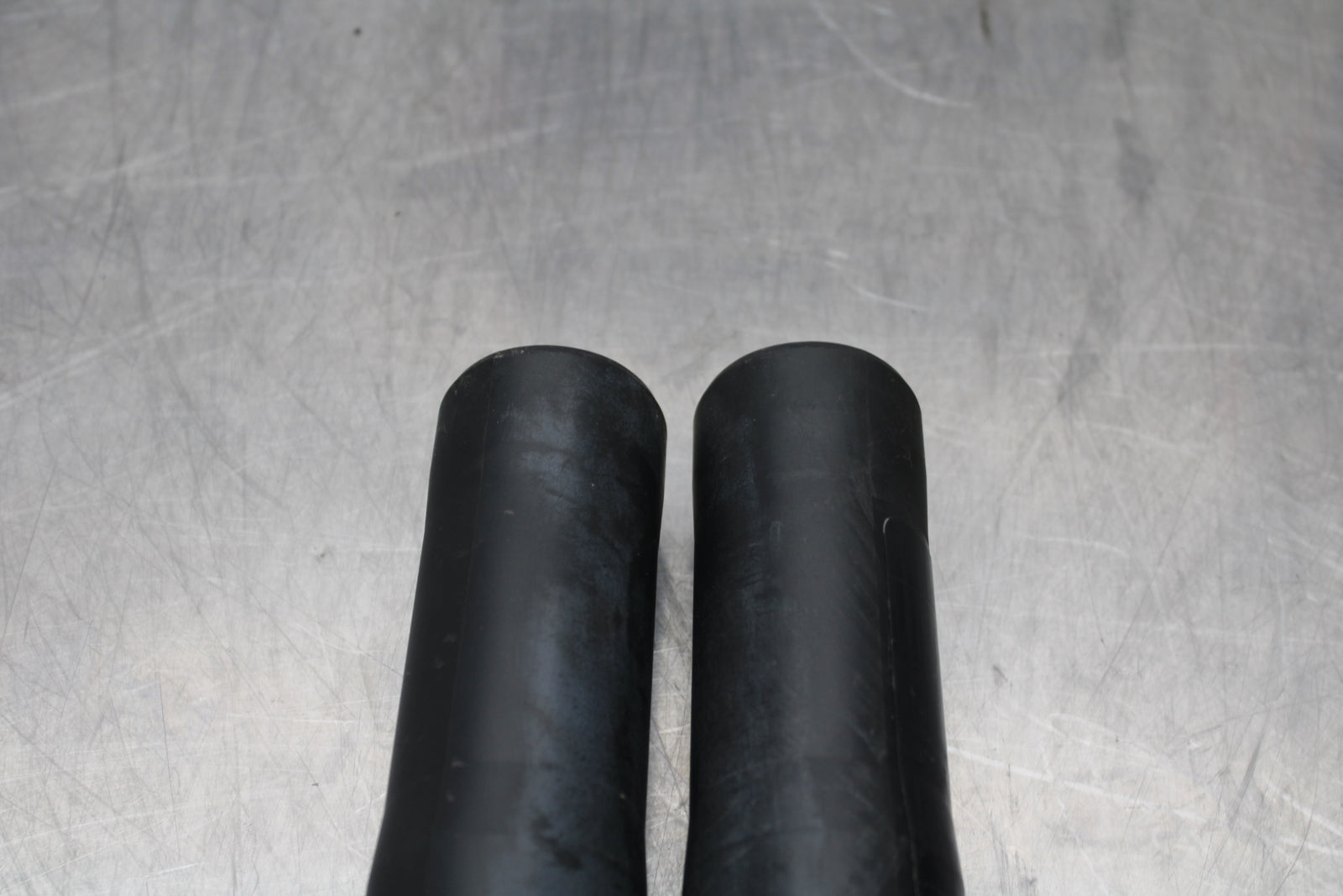 14-17 YAMAHA FZ07 FRONT FORK COVER GUARD SET PAIR BB162