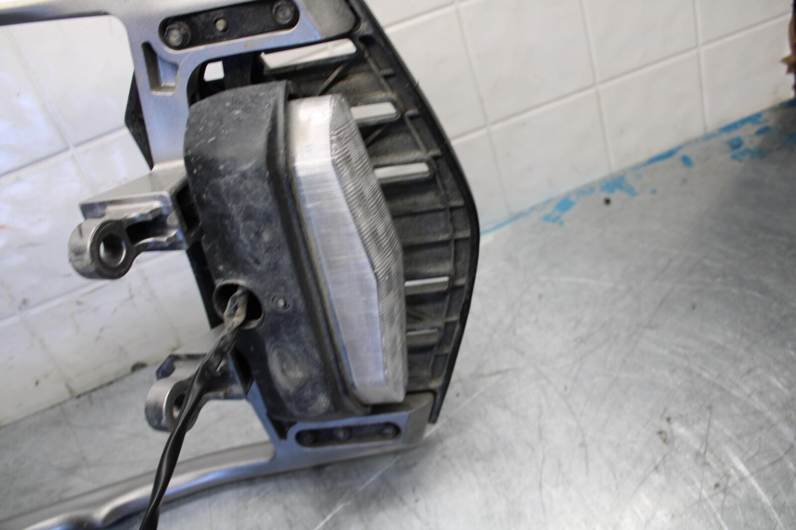 07-08 KAWASAKI CONCOURS 1400 ABS REAR RACK BACK GRAB BB449