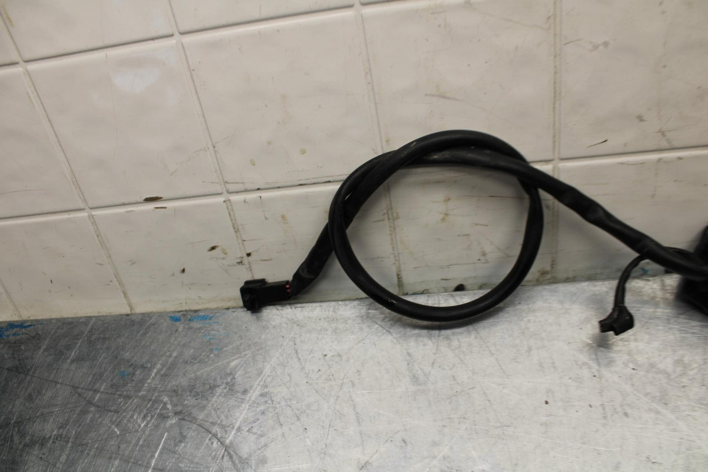 14-15 TRIUMPH STREET TRIPLE R RIGHT CLIP ON HANDLE KILL OFF START SWITCH BB441