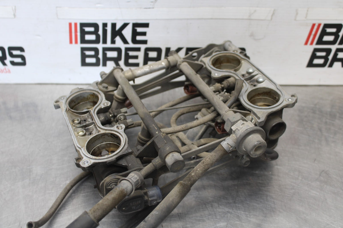06-07 HONDA INTERCEPTOR 800 VFR800 MAIN FUEL INJECTORS / THROTTLE BODIES BB917