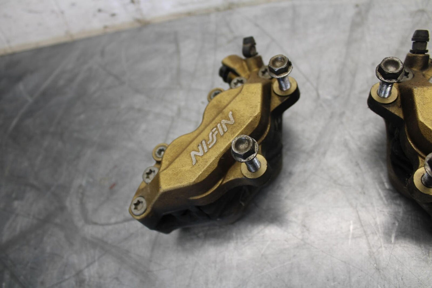 2001 Honda CBR929RR RIGHT LEFT FRONT BRAKE CALIPER SET PAIR CALIPERS BB515