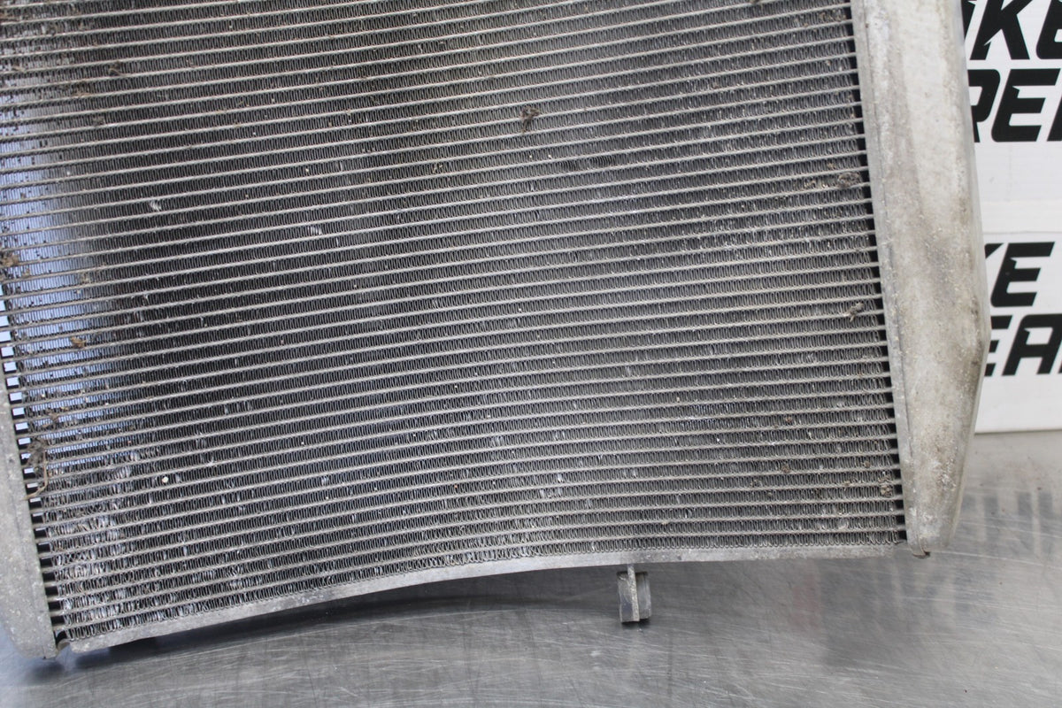09 KAWASAKI CONCOURS 14 ZG1400B ENGINE RADIATOR MOTOR COOLING RADIATER BB875