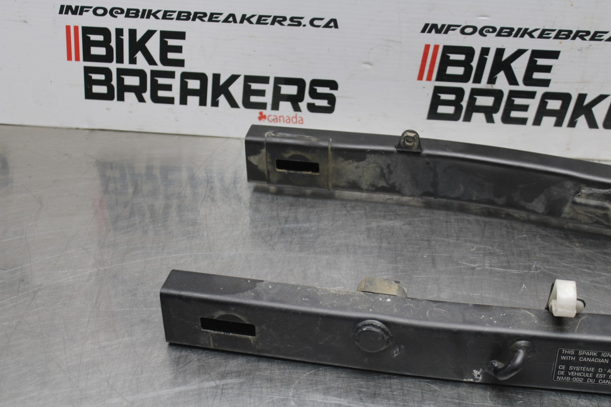 08 HONDA CBR125R REAR SWINGARM BACK SUSPENSION SWING ARM BB839