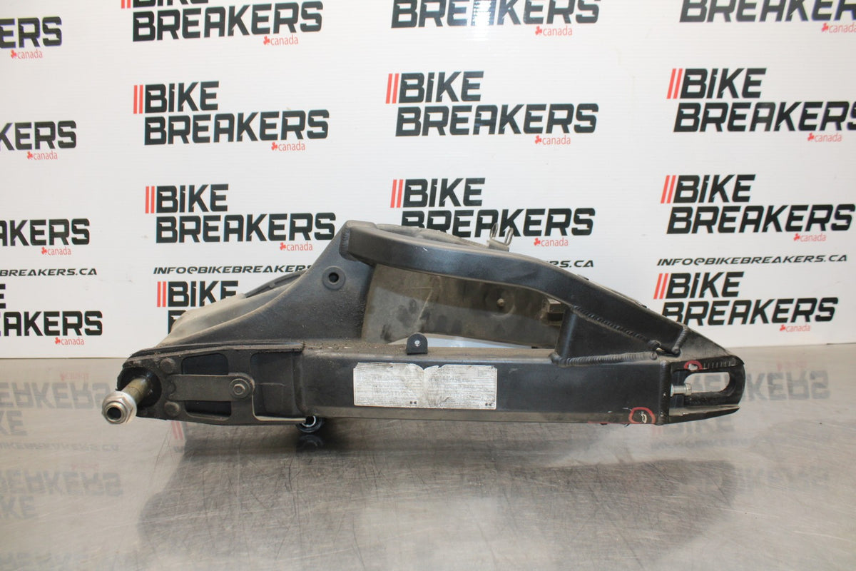 07-08 KAWASAKI NINJA ZX6R REAR SWINGARM BACK SUSPENSION SWING ARM BB199