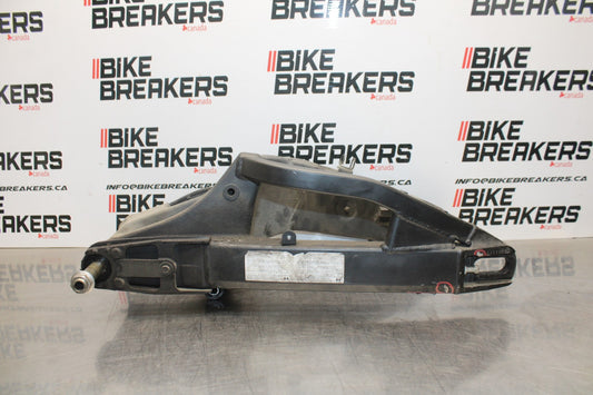 07-08 KAWASAKI NINJA ZX6R REAR SWINGARM BACK SUSPENSION SWING ARM BB199