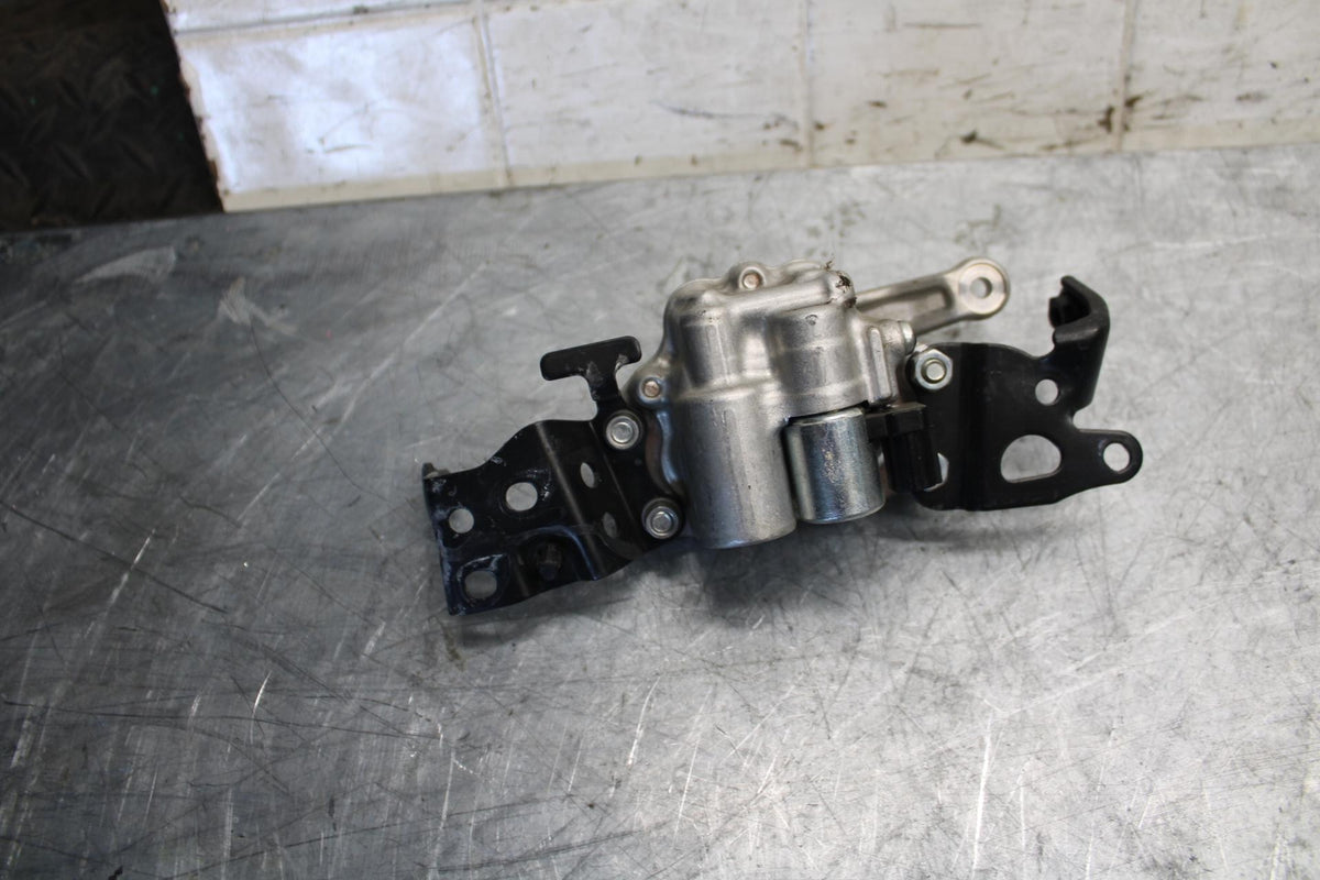 2016 Honda CBR1000RR STEERING DAMPER STABILIZER 53700-MFL-013 BB530