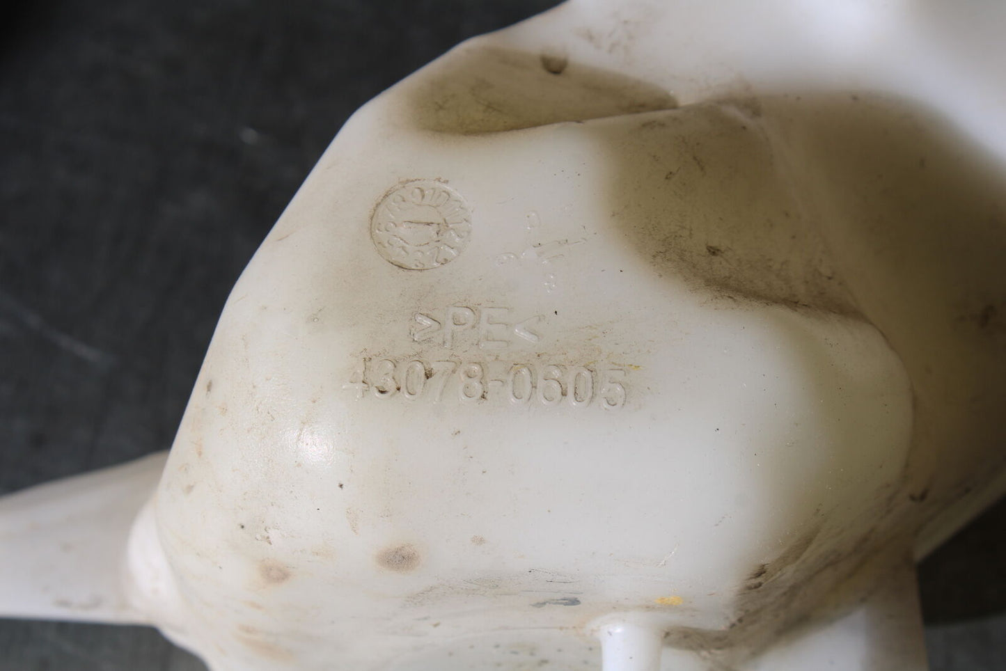 19-22 KAWASAKI Z400 COOLANT WATER TANK RESERVOIR BOTTLE BB708