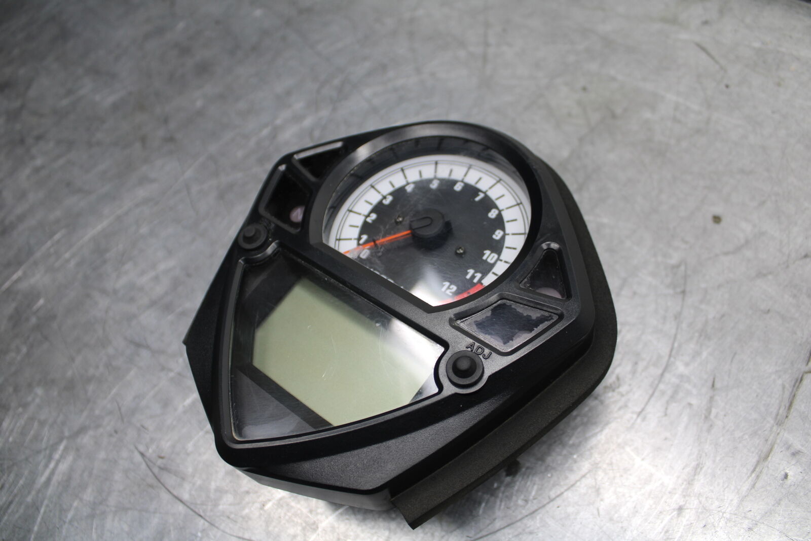 03-06 SUZUKI SV650 SPEEDO TACH GAUGES CLUSTER SPEEDOMETER TACHOMETER BB392