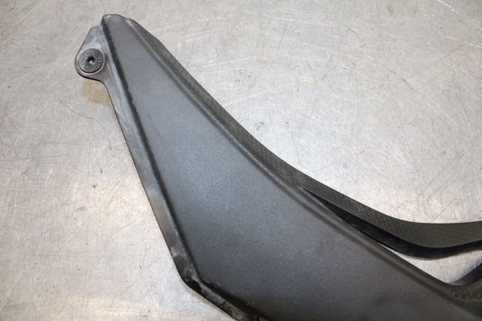 16 KAWASAKI NINJA ZX10R RIGHT FRONT DUCT COVER  BB650