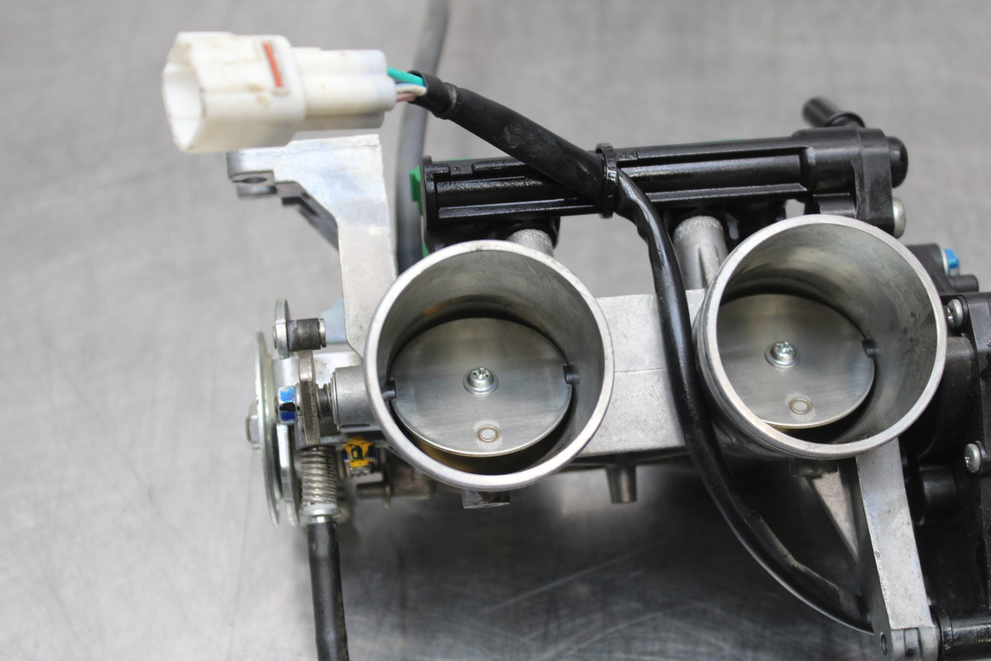 13-17 KAWASAKI NINJA 300 EX300 ABS MAIN FUEL INJECTORS / THROTTLE BODIES BB187