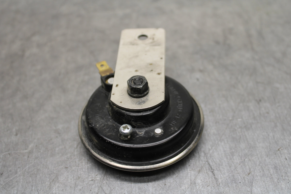 19-23 KAWASAKI NINJA ZX6R HORN SIGNAL BB749