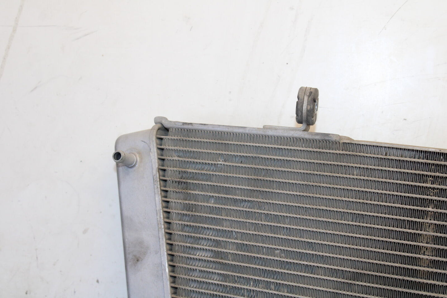 06-07 SUZUKI GSXR 600 ENGINE RADIATOR MOTOR COOLER COOLING RADIATER  BB694