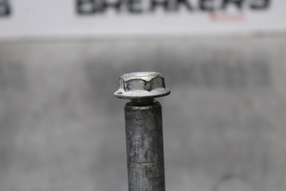 12 HONDA CB1000R FRONT WHEEL RIM AXLE PIVOT BOLT BB200