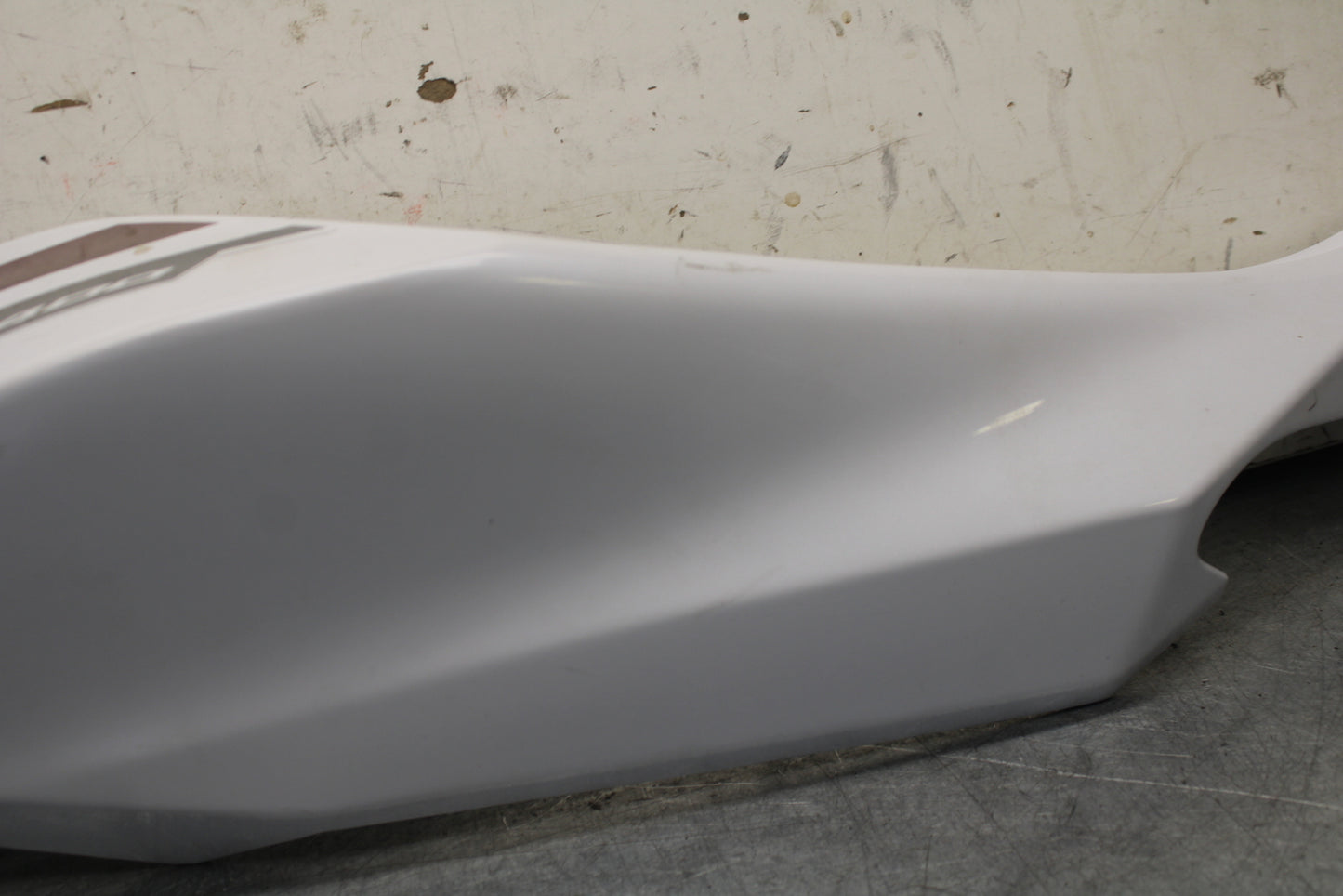 18-23 KAWASAKI NINJA 400 RIGHT REAR BACK TAIL FAIRING COWL SHROUD BB660