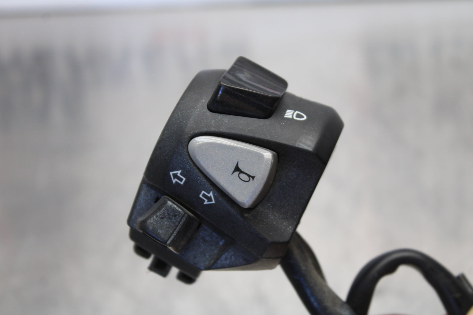 15-16 HONDA CB300F LEFT CLIP ON HANDLE HORN SIGNALS SWITCH SWITCHES BB150