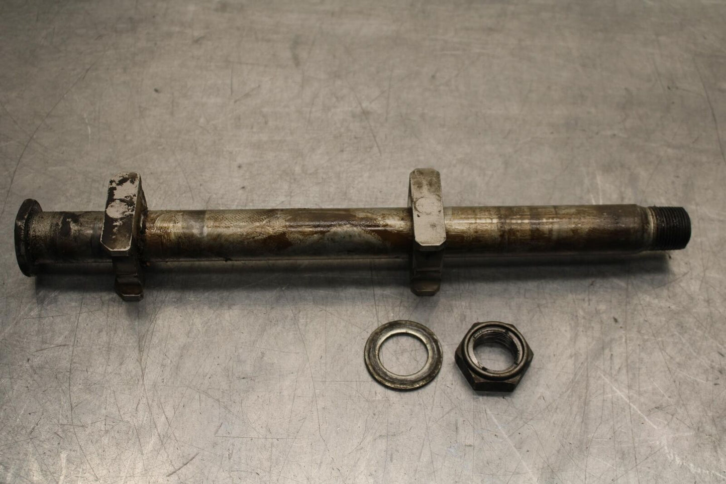 2005 Honda CBR600RR REAR AXLE BACK WHEEL RIM BOLT AXEL 42301-MEE-D00 BB564