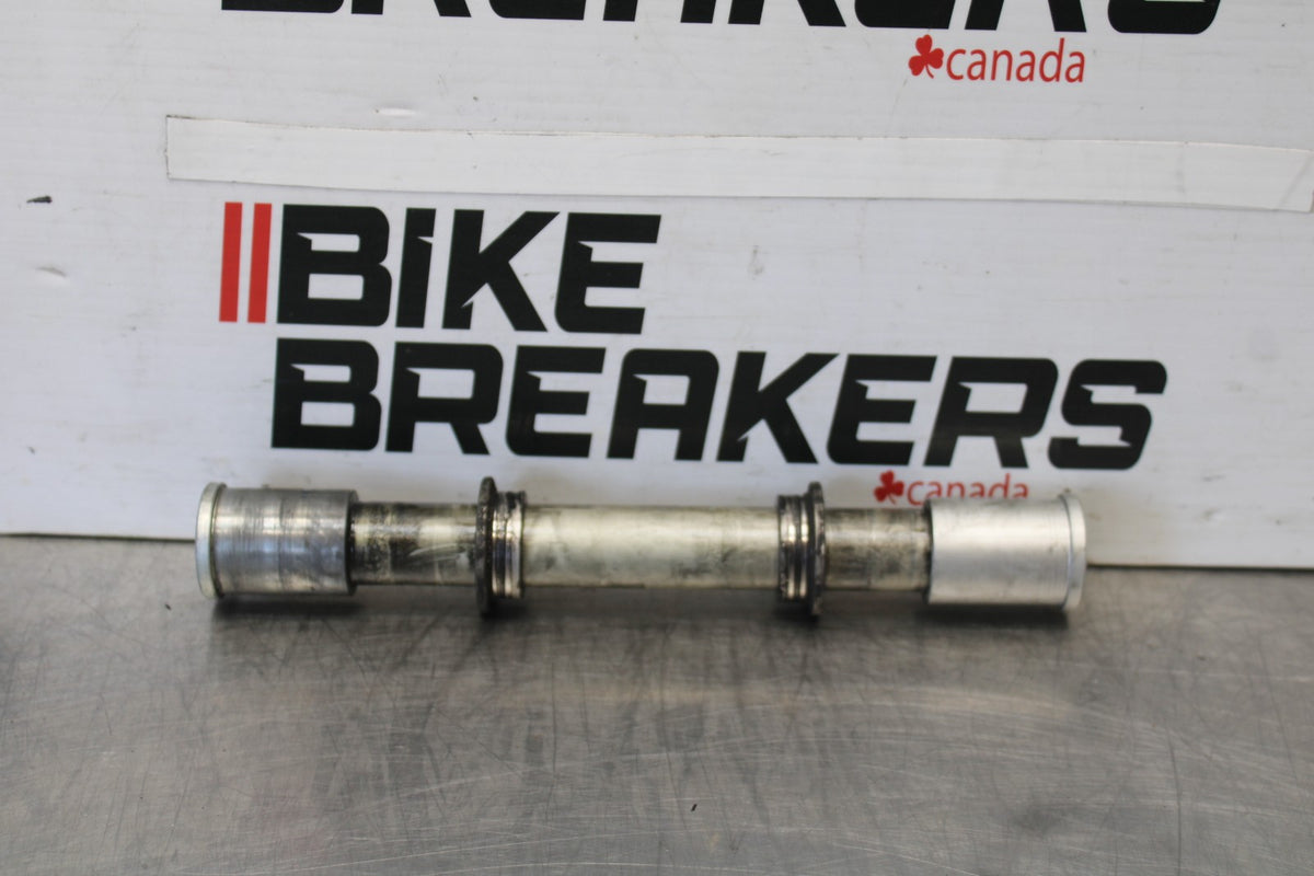08 KAWASAKI NINJA ZX10R FRONT WHEEL RIM AXLE PIVOT BOLT BB902