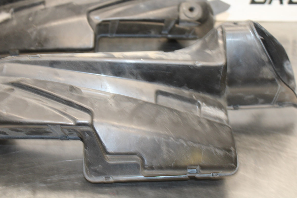 06-07 SUZUKI GSXR 600 RIGHT LEFT AIR INTAKE DUCTS BB880